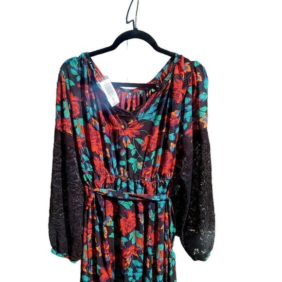 TORRID NWT dress size M/L 10 of plus 0 - Picture 2 of 10